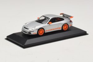 Porsche 911 997 GT3 RS Hõbedane Oranž Minichamps 1:43 403066013 Metall - pilt 2/4