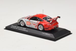 Porsche 911 997 GT3 RSR GT2 #80 S. Neiman / D. Law 24 Hours of Le Mans 2010 Minichamps 1:43 410106980 Metall - pilt 3/4