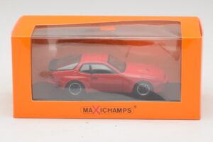 Porsche 924 GT Punane Maxichamps 1:43 940066120 Metall - pilt 4/4