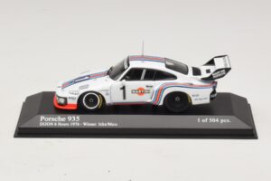 Porsche 935 Martini Racing #1 R. Stommelen / M. Schurti Winner Dijon 6 Hours 1976 Minichamps 1:43 400766311 Metall