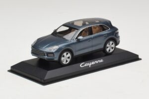 Porsche Cayenne E3 Blue Metallic Minichamps 1:43 WAP0203110J Metall - pilt 2/4