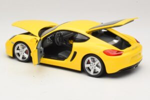 Porsche Cayman 981 Kollane Minichamps 1:18 110062220 Metall - pilt 5/8