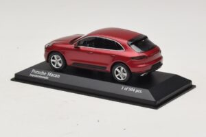 Porsche Macan 95B Punane Metallik Minichamps 1:43 410062600 Metall - pilt 3/4