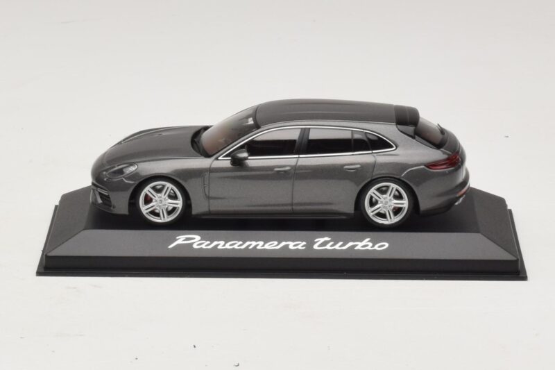 Porsche Panamera 971 Turbo Hall Metallik Minichamps 1:43 WAP0207610H Metall