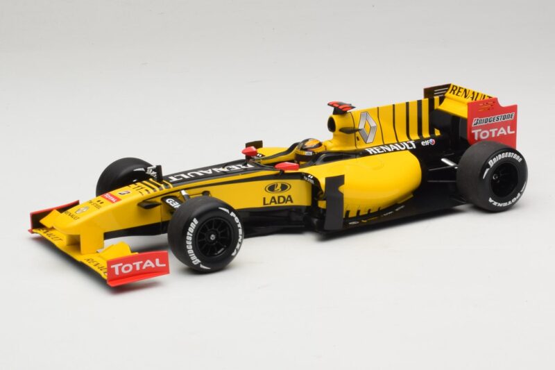 Renault R30 Showcar #11 R. Kubica F1 2010 Minichamps 1:18 150100081 Metall