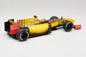 Renault R30 Showcar #11 R. Kubica F1 2010 Minichamps 1:18 150100081 Metall - pilt 2/6