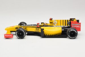 Renault R30 Showcar #11 R. Kubica F1 2010 Minichamps 1:18 150100081 Metall - pilt 3/6