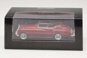 Rolls-Royce Silver Cloud II Kabriolett Punane Minichamps 1:43 436134930 Metall - pilt 4/4