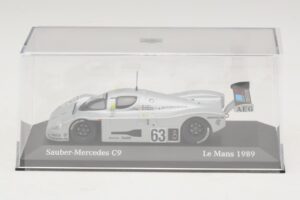 Sauber Mercedes C9 #63 J. Mass / M. Reuter / S. Dickens Winners 24 Hours of Le Mans 1989 Minichamps 1:43 B66041033 Metall - pilt 4/5