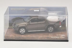 Volkswagen Amarok Pruun Metallik Minichamps 1:43 436058361 Metall - pilt 4/5