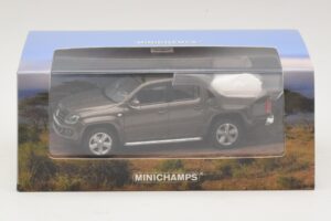 Volkswagen Amarok Pruun Metallik Minichamps 1:43 436058361 Metall - pilt 5/5