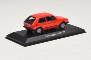 Volkswagen Golf GTI Mk1 Punane Maxichamps 1:43 940055170 Metall - pilt 2/4