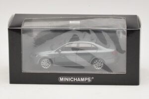 Volkswagen Jetta Mk6 Grey Metallic Minichamps 1:43 400059000 Metall - pilt 4/4