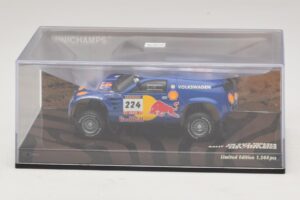 Volkswagen Race Touareg Red Bull #224 B. Saby / Stevenson Dakar Rally 2005 Minichamps 1:43 436045324 Metall - pilt 4/5