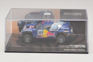 Volkswagen Race Touareg Red Bull #307 B. Saby / M. Perin Dakar Rally 2005 Minichamps 1:43 436055307 Metall - pilt 4/5