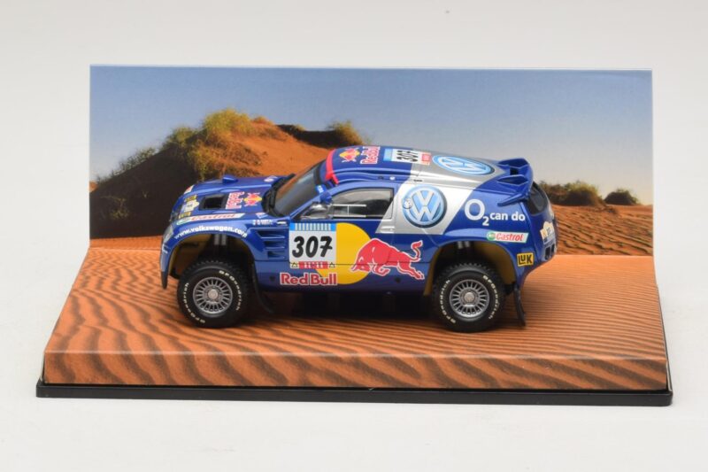 Volkswagen Race Touareg Red Bull #307 Edasimüüja Väljaanne 2005 Minichamps 1:43 7LO099400PD307 Metall