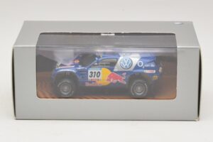 Volkswagen Race Touareg Red Bull #310 Edasimüüja Väljaanne 2005 Minichamps 1:43 7LO099400PD310 Metall - pilt 5/5