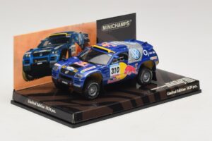 Volkswagen Race Touareg Red Bull #310 J. Kleinschmidt / F. Pons Dakar Rally 2005 Minichamps 1:43 436055310 Metall - pilt 2/5