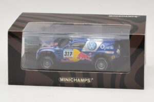 Volkswagen Race Touareg Red Bull #317 Gordon / von Zitzewitz Dakar Rally 2005 Minichamps 1:43 436055317 Metall - pilt 5/5