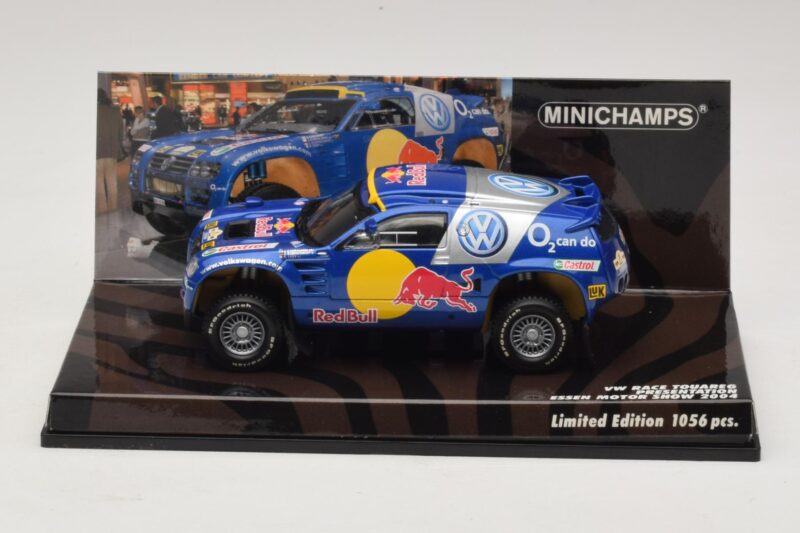 Volkswagen Race Touareg Red Bull Presentation Essen Motor Show 2004 Minichamps 1:43 436045300 Metall