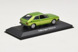 Volkswagen Scirocco Mk1 Roheline Metallik Maxichamps 1:43 940050420 Metall - pilt 2/4