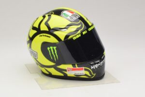 AGV Kiiver V. Rossi MotoGP Valencia Test 2009 Minichamps 1:2 327100066 Metall - pilt 5/7