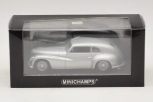 Alfa Romeo 6C 2500 Freccia d'Oro Hõbedane Minichamps 1:43 400120480 Metall - pilt 5/5