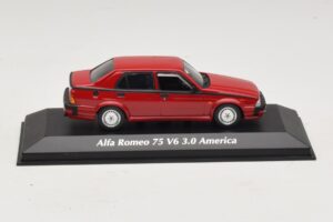 Alfa Romeo 75 V6 3.0 America Punane Maxichamps 1:43 940120461 Metall