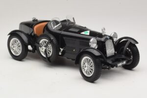 Alfa Romeo 8C Monza Must Bburago 1:18 3014-P1 Metall - pilt 4/6