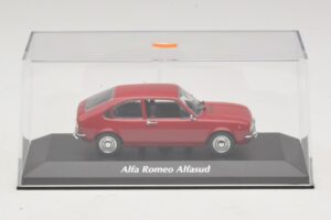 Alfa Romeo Alfasud Punane Maxichamps 1:43 940120100 Metall - pilt 4/5