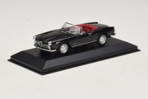Alfa Romeo Giulia Spider Must Minichamps 1:43 400120730 Metall - pilt 2/5