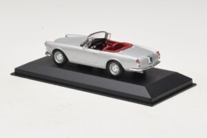 Alfa Romeo Spider 916 3.2 V6 24V Hõbedane Minichamps 1:43 400120330 Metall - pilt 3/5