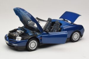 Alfa Romeo Spider 916 Sinine Maisto 1:18 31831 Metall - pilt 2/8