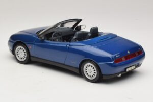Alfa Romeo Spider 916 Sinine Maisto 1:18 31831 Metall - pilt 7/8