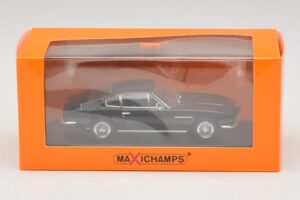 Aston Martin DBS Must Maxichamps 1:43 940137601 Metall - pilt 5/5