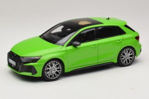 Audi RS3 8Y Sportback Kyalami Green Norev 1:18 Audi RS3 8Y Sportback Kyalami Green Norev 1:18 188390 Metall
