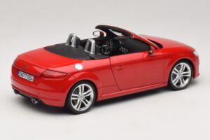 Audi TT 8J Roadster Tango Red Minichamps 1:18 5011400525 Metall - pilt 3/8