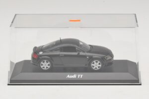 Audi TT 8N Must Maxichamps 1:43 940017221 Metall - pilt 4/5