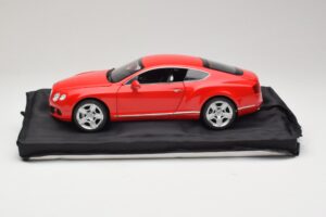 Bentley Continental GT Oranž Minichamps 1:18 100139922-P1 Metall - pilt 4/8