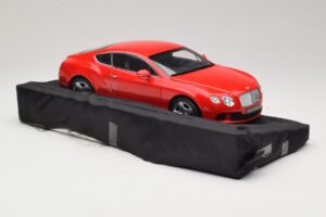 Bentley Continental GT Oranž Minichamps 1:18 100139922-P1 Metall - pilt 6/8