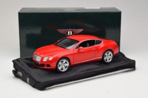 Bentley Continental GT Oranž Minichamps 1:18 100139922-P1 Metall - pilt 8/8