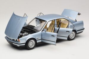 BMW 535i E34 Helesinine Metallik Minichamps 1:18 100024007 Metall - pilt 2/8
