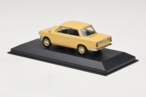 BMW 700 Coupe Kollane Asenduskarp Minichamps 1:43 80420153662-R1 Metall - pilt 3/5