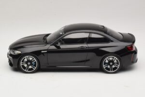 BMW M2 F87 Must Metallik Minichamps 1:18 155026100 Metall - pilt 3/6