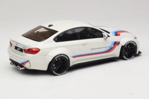 BMW M4 F82 Liberty Walk Asenduskarp GT Spirit 1:18 GT067-R1 Vaik - pilt 2/6
