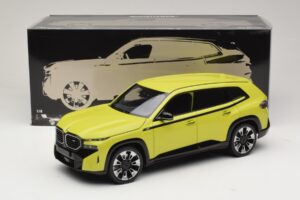 BMW XM G09 Kollane Minichamps 1:18 110023302 Metall - pilt 8/8