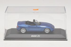 BMW Z1 E30 Sinine Metallik Maxichamps 1:43 940020101 Metall - pilt 4/5