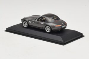BMW Z8 E52 Hardtop Hall Minichamps 1:43 BMW022 Metall - pilt 3/5