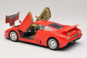 Bugatti EB110 Punane Bburago 1:18 3055-P1 Metall - pilt 5/8