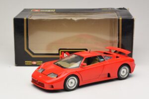 Bugatti EB110 Punane Bburago 1:18 3055-P1 Metall - pilt 8/8